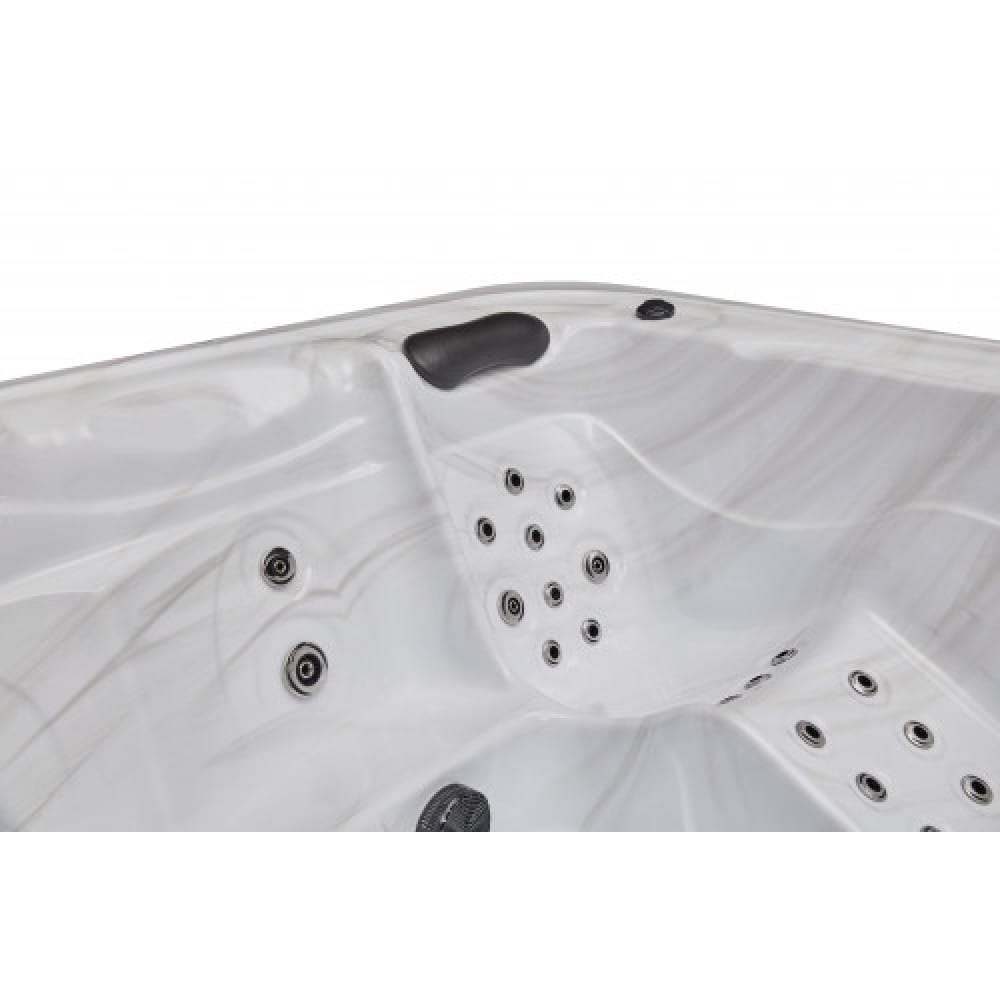 Studio Series Eclipse 6 Person Hot Tub