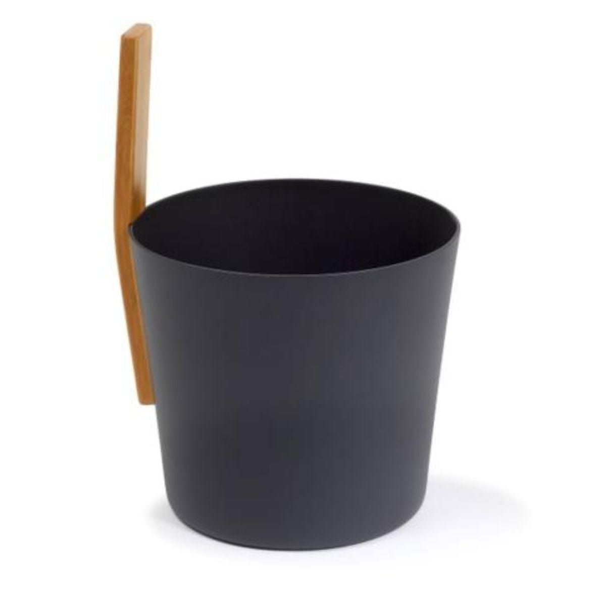 The bucket holds 1 gallon of water in a heat-resistant aluminum vessel