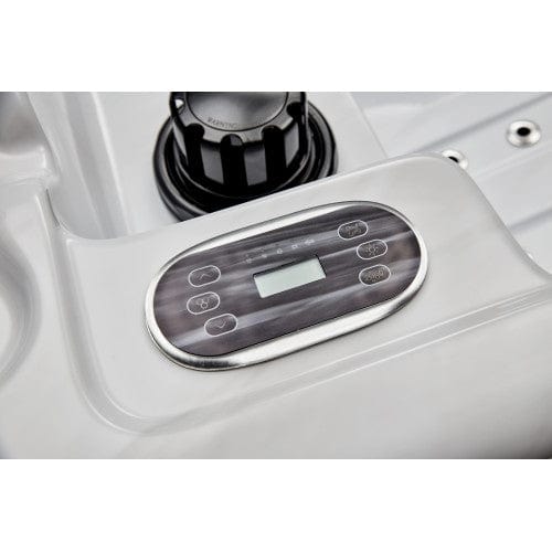 Luxury Spas Studio Series Riley 3-Person Hot Tub
