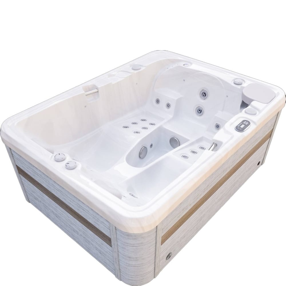 Studio Series Largo 3-Person Hot Tub