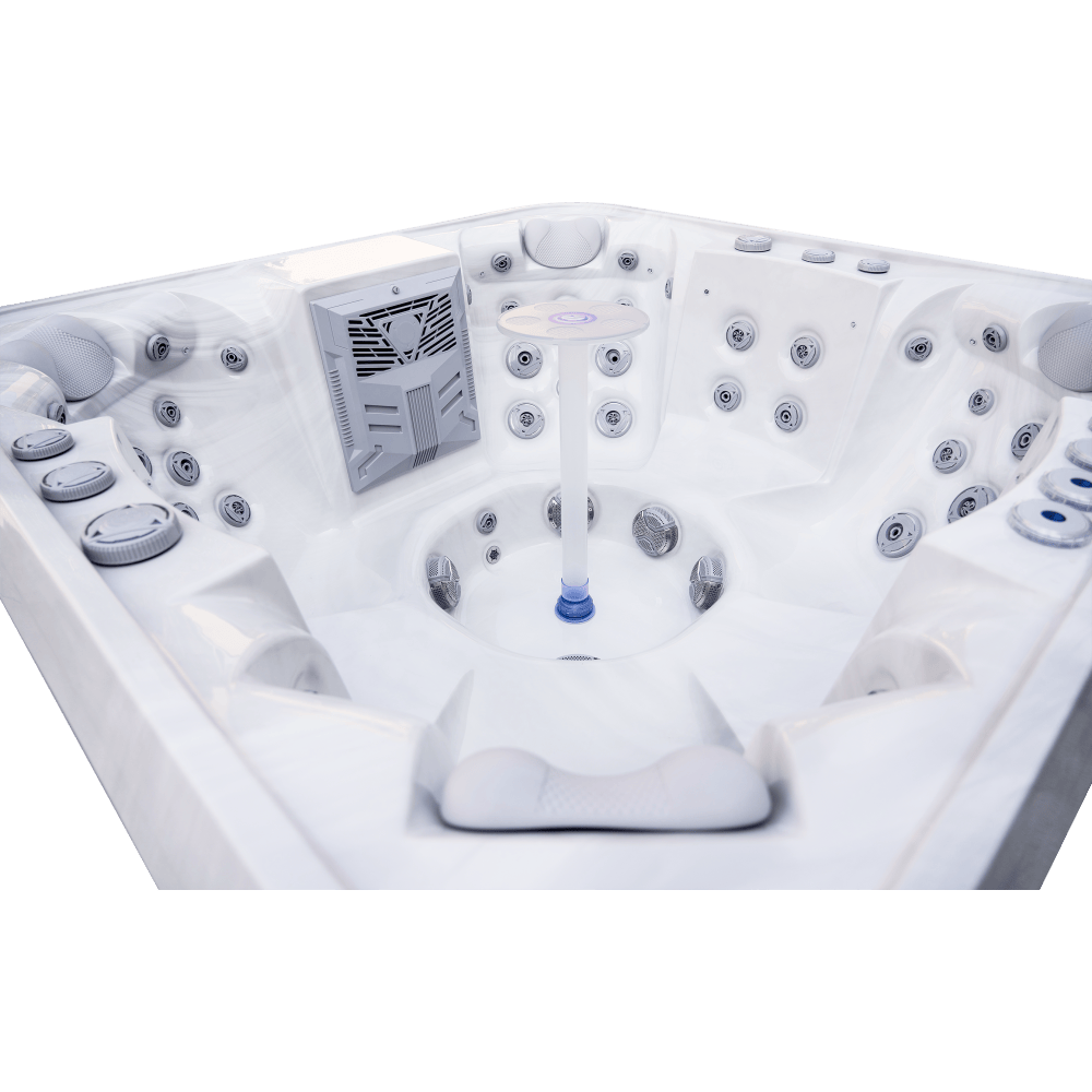 Studio Series Denali 7-Person Hot Tub