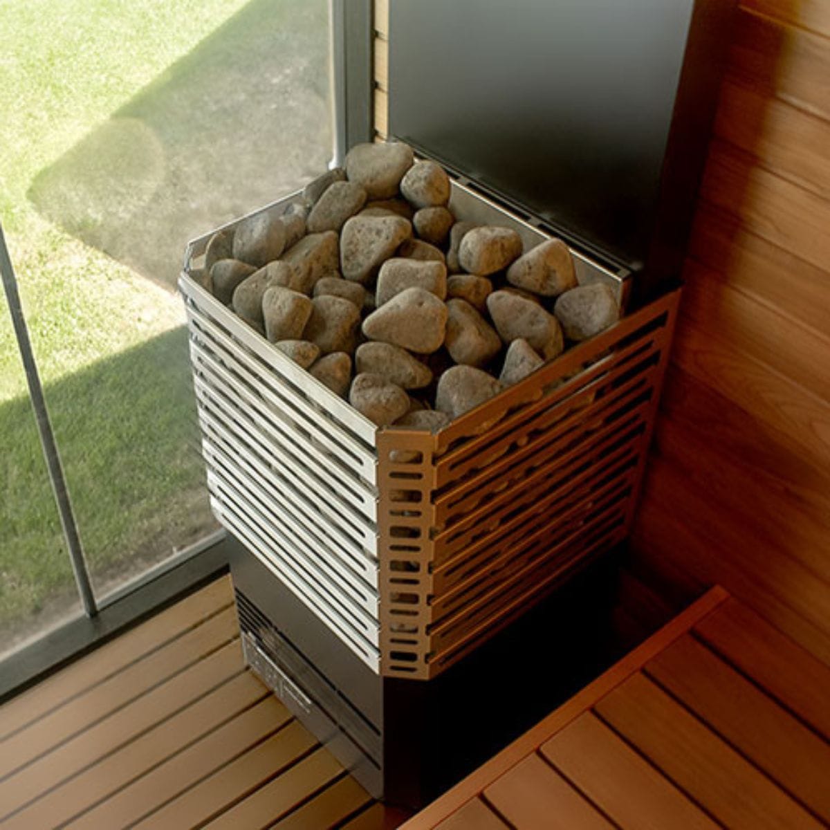 Infuses aroma into the steam to further transform your experience