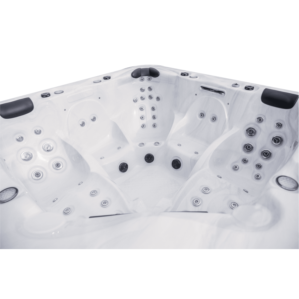 Studio Series Estes 5-Person Hot Tub